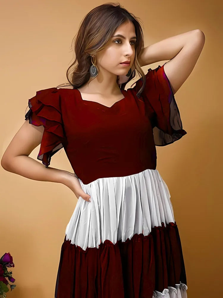 Maroon & white colourblocked crepe maxi dress with V neck and short flared sleeves